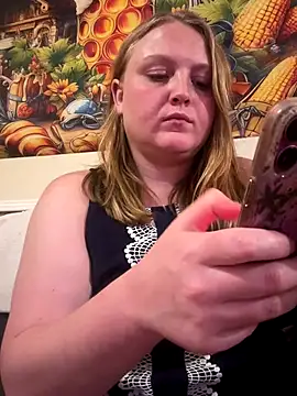 Snapshot of PhatAssBlond chatting on September 21, 2025, 6:59 am PhatAssBlond online show from September 21, 2025, 6:59 am