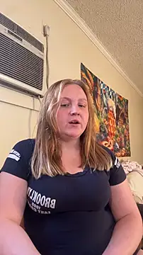 Snapshot of PhatAssBlond chatting on September 28, 2025, 4:45 pm PhatAssBlond online show from September 28, 2025, 4:45 pm