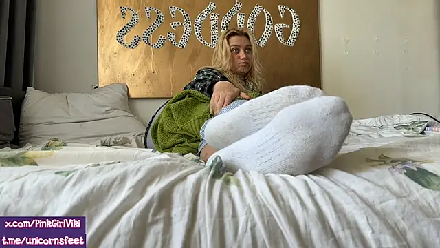 unicornsfeet online show from May 10, 2026, 10:42 am