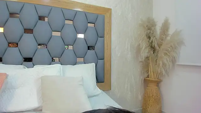 yayi derek online show from November 27, 2025, 11:34 am