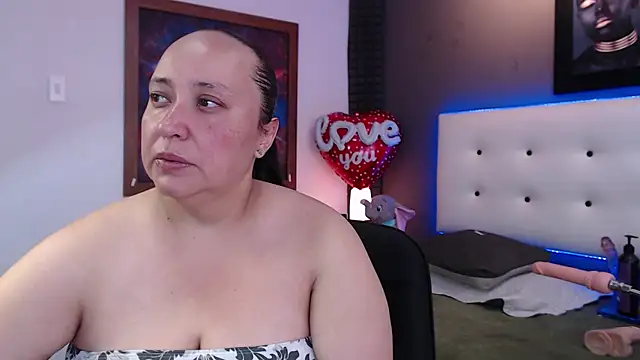 Natasha26  online show from January 22, 2025, 7:03 pm