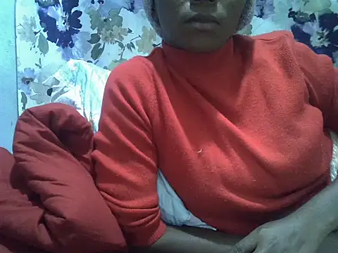 ElianeHot online show from June 27, 2026, 5:29 pm