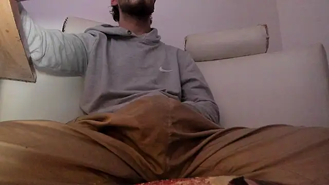 s sven03 online show from October 11, 2025, 10:19 pm