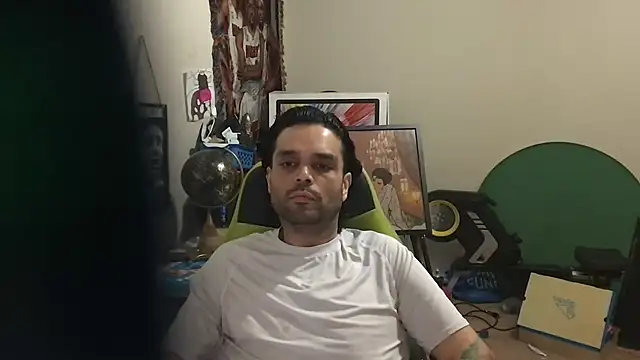 GForceSavage online show from May 5, 2026, 11:24 pm