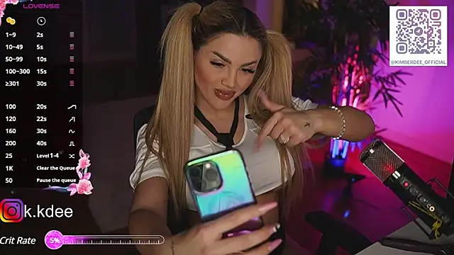 KimberDeee online show from February 28, 2025, 6:20 pm