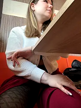 PumaShyXD online show from October 2, 2025, 10:44 am