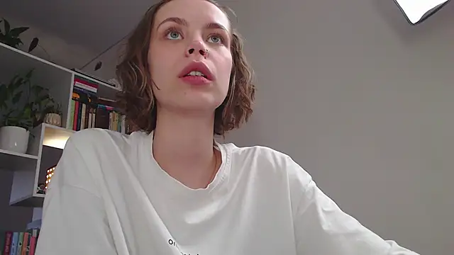 milly ross online show from February 14, 2025, 11:21 am