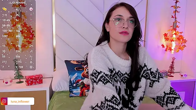 Flor delunaa online show from December 20, 2024, 6:45 pm