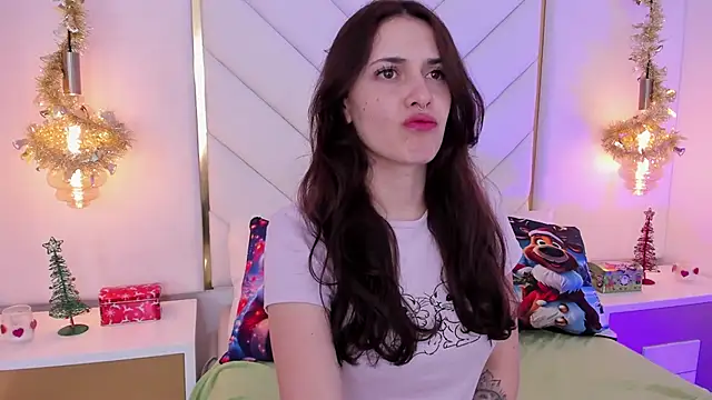 Flor delunaa online show from January 5, 2025, 12:31 pm