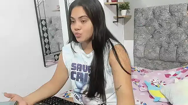 Alejandra evanss online show from December 3, 2024, 1:52 am