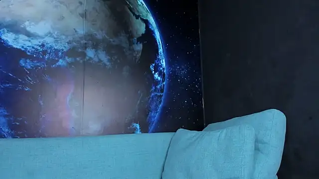 delessandro world online show from June 12, 2026, 3:22 pm