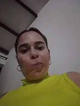Snapshot of Amelia1_ chatting on August 1, 2026, 12:21 am Amelia1 online show from August 1, 2026, 12:21 am