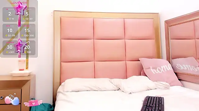 Snapshot of Mady-Edwards chatting on December 28, 2024, 8:16 am Mady-Edwards online show from December 28, 2024, 8:16 am