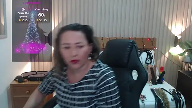 luciana ballesteros  online show from December 1, 2025, 1:05 pm