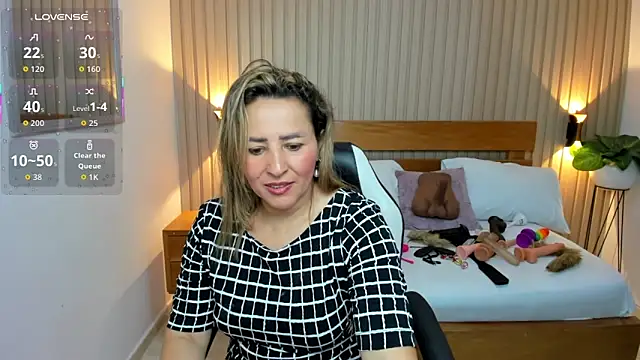 luciana ballesteros  online show from June 15, 2026, 12:07 pm