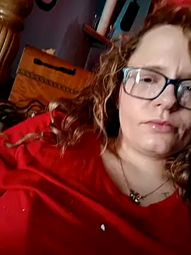 Snapshot of Allygrantham19 chatting on December 5, 2024, 7:28 pm Allygrantham19 online show from December 5, 2024, 7:28 pm