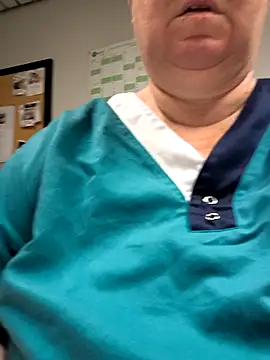 poussychats online show from December 16, 2025, 4:28 am