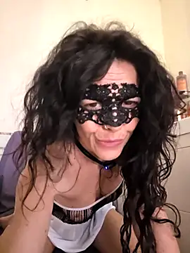 EmySkinny85 online show from May 6, 2026, 9:58 am