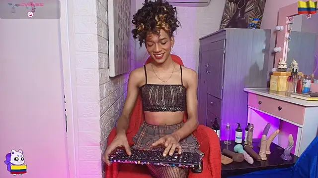 DakotaRosee online show from May 13, 2026, 5:16 am