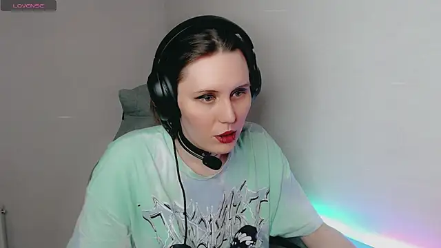 Snapshot of tracy_cooper chatting on December 6, 2024, 1:18 am tracy cooper online show from December 6, 2024, 1:18 am