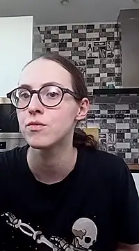 Snapshot of MartiniiSelenna chatting on January 16, 2025, 12:53 pm MartiniiSelenna online show from January 16, 2025, 12:53 pm