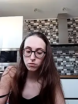Snapshot of MartiniiSelenna chatting on February 12, 2025, 9:42 am MartiniiSelenna online show from February 12, 2025, 9:42 am