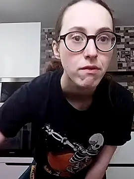 Snapshot of MartiniiSelenna chatting on March 2, 2025, 6:48 am MartiniiSelenna online show from March 2, 2025, 6:48 am