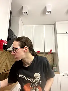 MartiniiSelenna online show from January 15, 2026, 6:40 am