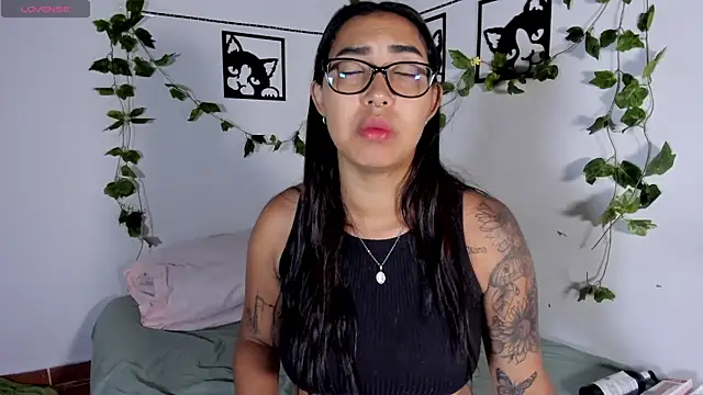 Snapshot of melanieecox chatting on September 26, 2025, 8:18 am melanieecox online show from September 26, 2025, 8:18 am