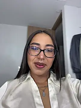 melanieecox online show from July 25, 2026, 12:31 am