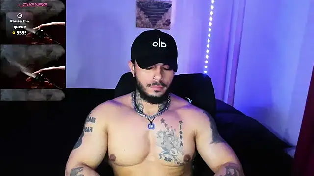 Snapshot of Van_Velckan chatting on October 31, 2025, 10:11 pm Van Velckan online show from October 31, 2025, 10:11 pm