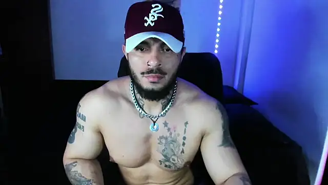 Snapshot of Van_Velckan chatting on November 6, 2025, 10:32 pm Van Velckan online show from November 6, 2025, 10:32 pm