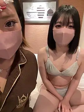 Snapshot of Rei1216xo chatting on February 22, 2025, 5:12 am Rei1216xo online show from February 22, 2025, 5:12 am