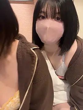 Snapshot of Rei1216xo chatting on February 22, 2025, 12:29 pm Rei1216xo online show from February 22, 2025, 12:29 pm