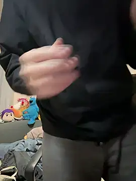 kentyken online show from February 11, 2026, 1:43 am