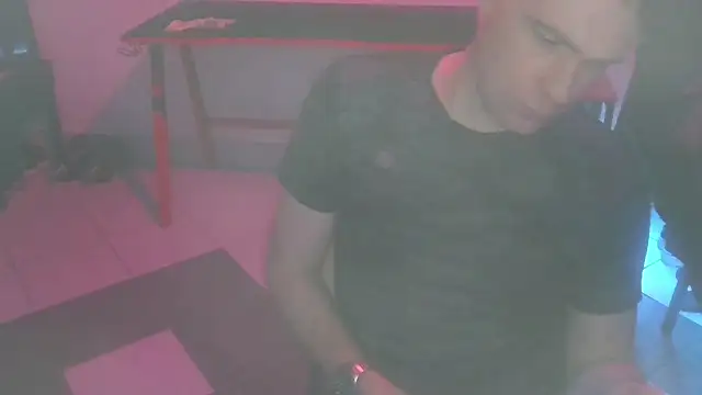 lazybonezz online show from December 15, 2024, 6:51 am