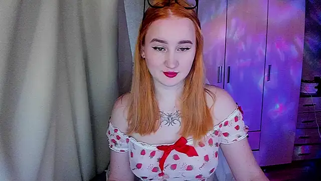 KeiraNight online show from May 3, 2026, 1:33 am