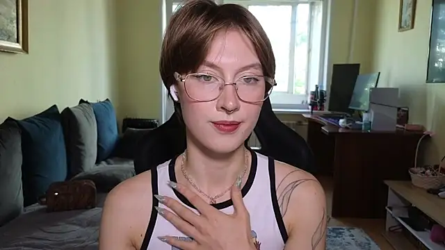 Snapshot of MalvinaBlum chatting on June 11, 2026, 2:53 am MalvinaBlum online show from June 11, 2026, 2:53 am