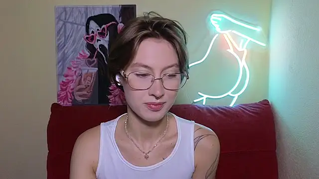 Snapshot of MalvinaBlum chatting on July 16, 2026, 2:17 am MalvinaBlum online show from July 16, 2026, 2:17 am