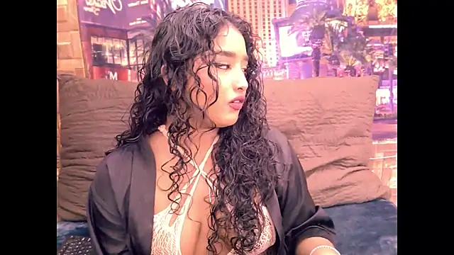 IndianAngel4u online show from June 17, 2026, 7:04 pm