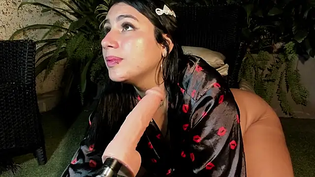 sabrinamilani online show from January 12, 2025, 6:17 am