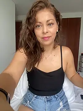 Snapshot of Anto_Naranjo chatting on February 17, 2025, 1:10 pm Anto Naranjo online show from February 17, 2025, 1:10 pm