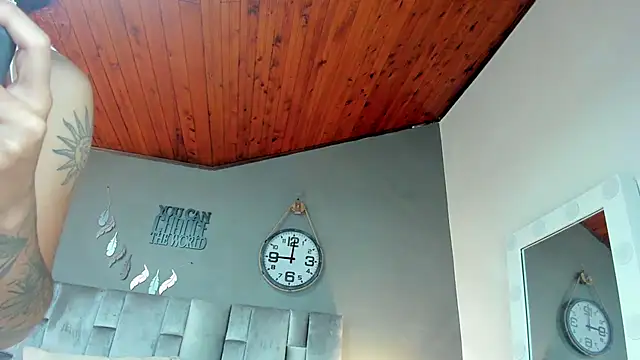 Snapshot of alaia-rogers chatting on January 30, 2025, 11:33 am alaia-rogers online show from January 30, 2025, 11:33 am