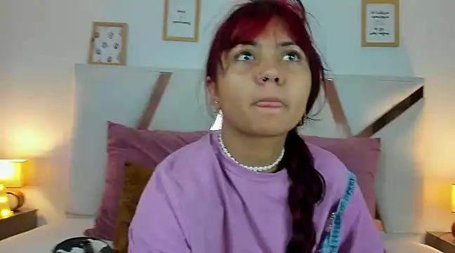 Snapshot of alaia-rogers chatting on February 1, 2025, 11:43 am alaia-rogers online show from February 1, 2025, 11:43 am