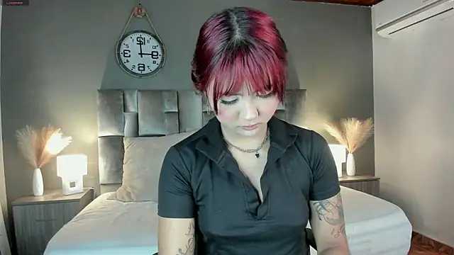 Snapshot of alaia-rogers chatting on February 7, 2025, 11:34 am alaia-rogers online show from February 7, 2025, 11:34 am