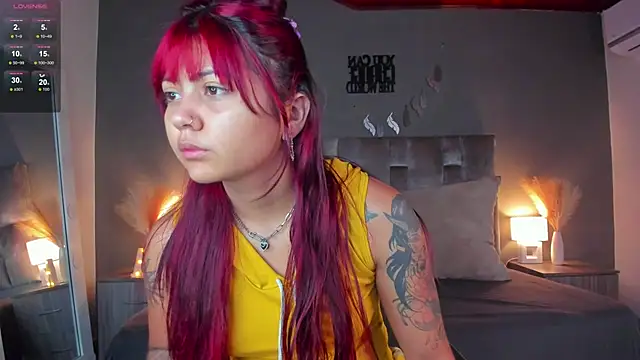 Snapshot of alaia-rogers chatting on February 11, 2025, 11:43 am alaia-rogers online show from February 11, 2025, 11:43 am