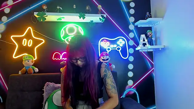 Snapshot of alaia-rogers chatting on March 18, 2025, 11:41 am alaia-rogers online show from March 18, 2025, 11:41 am