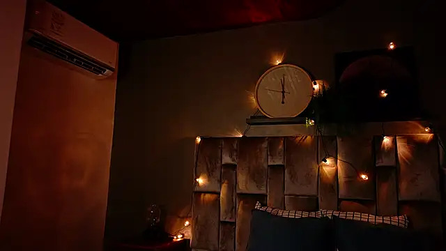 Snapshot of alaia-rogers chatting on September 18, 2025, 11:34 am alaia-rogers online show from September 18, 2025, 11:34 am