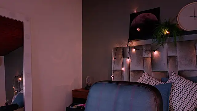 Snapshot of alaia-rogers chatting on October 16, 2025, 11:33 am alaia-rogers online show from October 16, 2025, 11:33 am