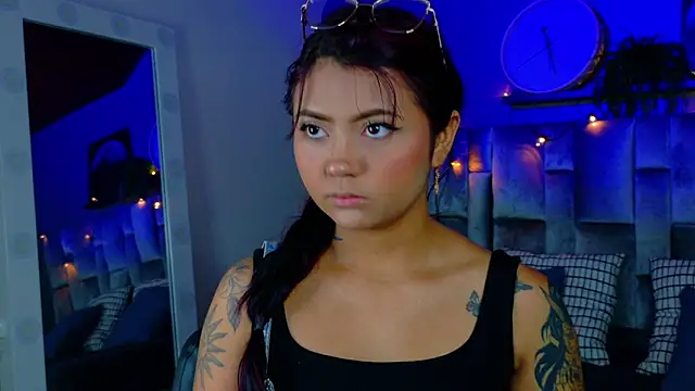 alaia-rogers online show from November 22, 2025, 11:42 am